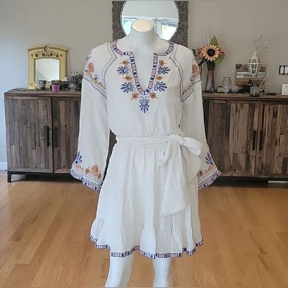 Anthropologie Embroidered Deco Dress in Off white Size Small - Picture 3 of 6